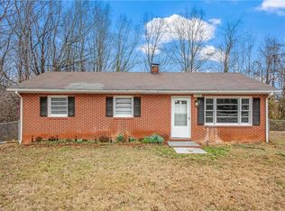 1151 Mountain View Rd, King, NC 27021