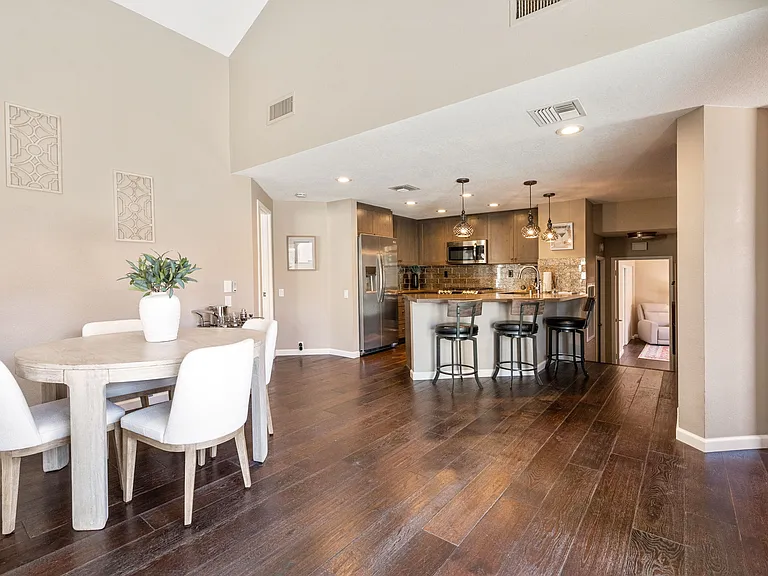 73402 Irontree Dr — Photo 8