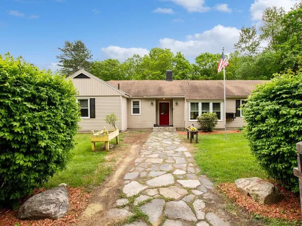 47 Dell Road, Springfield, VT 05156