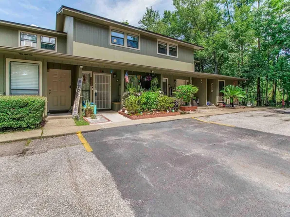 7222 Lago Vista Dr, Pensacola, FL 32506