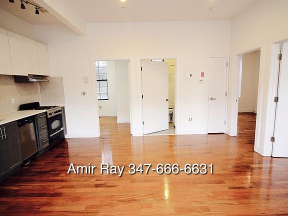 3rd image of 654 Evergreen Ave #3