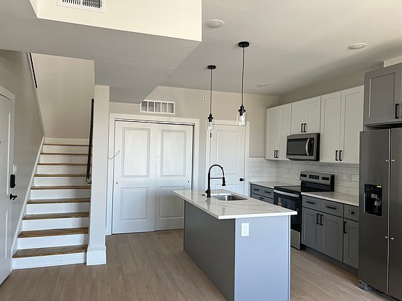 4th image of 520 W Susquehanna Ave #2