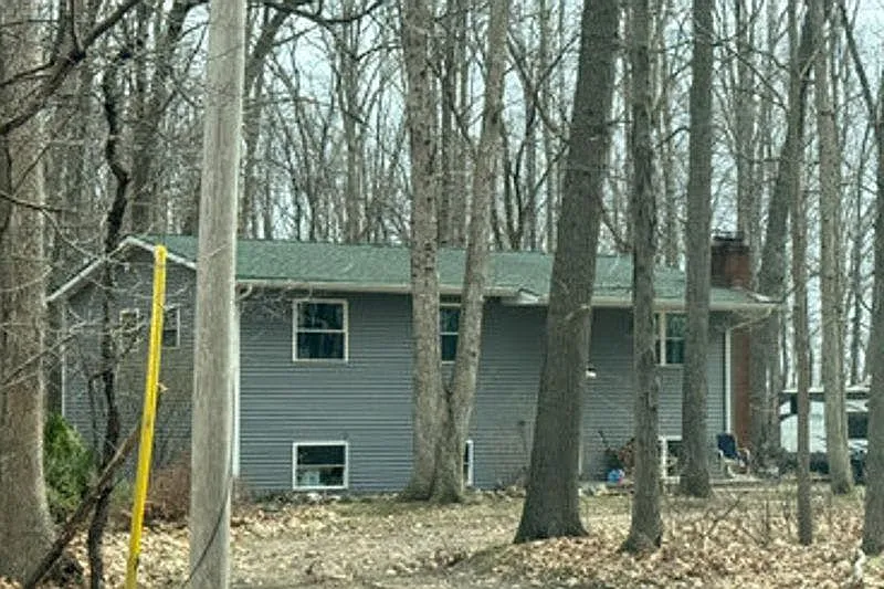 10625 S Barnes Rd photo 1