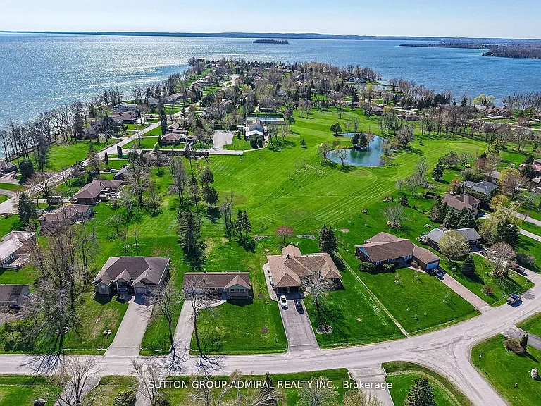 182 Bayshore Dr — Photo 34