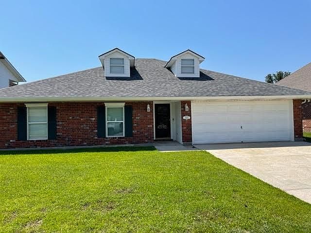 1st image of 2063 Golfview Dr
