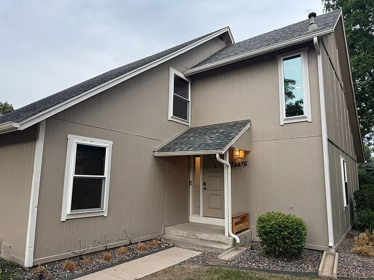 2667 S Xanadu Way #F — Photo 4