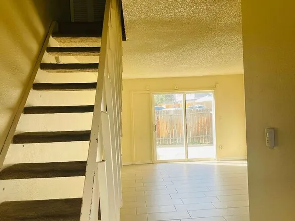 975 Sir Galahad Dr APT A, Lafayette, CO 80026