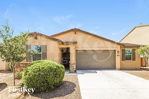 10129 W Southgate Ave Photo 1