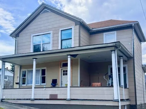 200 7th Ave, Hinton, WV 25951