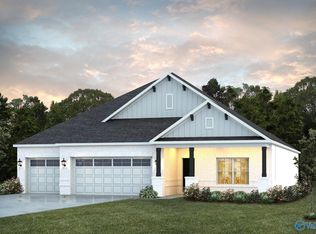 105 Menervy Ln, Meridianville, AL 35759