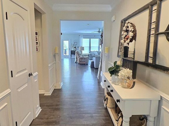 5th image of 236 Oakmere Dr