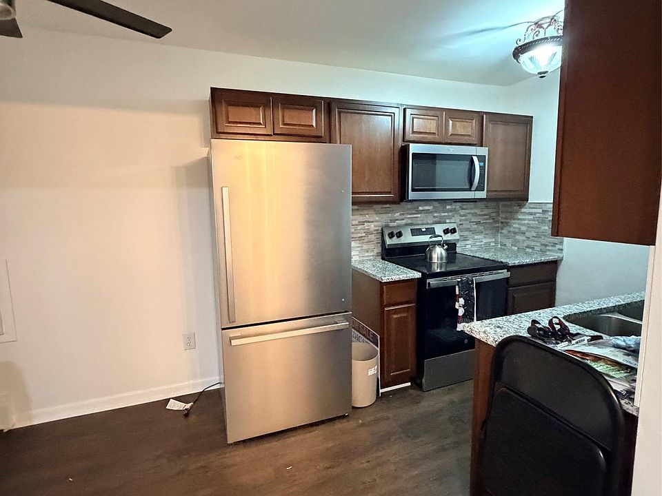 22444 Kelly Rd Apt 11, photo 11