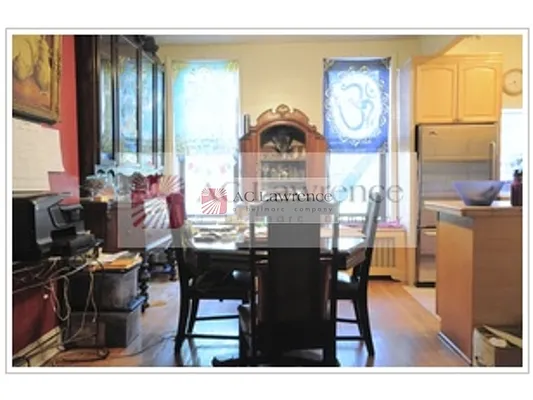 Rented by Aclawrence | media 8