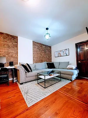 Rented by Compass | media 5