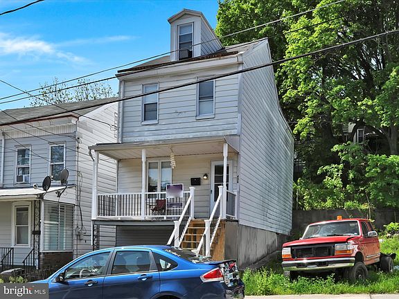 3rd image of 436 E Market St