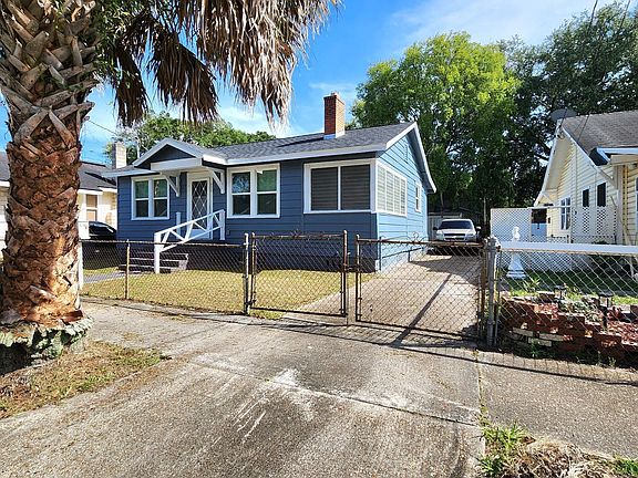 2nd image of 632 IVY Street