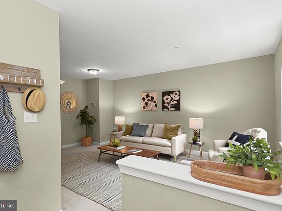 3rd image of 1215 Julie Ct