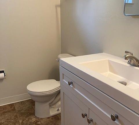 4th image of 805 Opal Dr APT 2