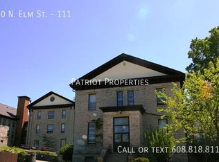 30 N Elm St #111, Platteville, WI 53818