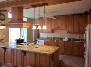 500 Azalea Rd NW, Baxley, GA 31513