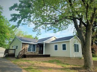 10 Wildwood Dr, Loudonville, NY 12211