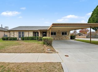 5900 Nanci Dr, Watauga, TX 76148