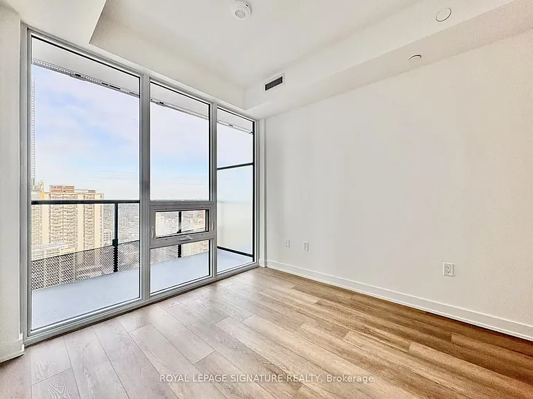 117 Broadway Ave #2006 — Photo 4