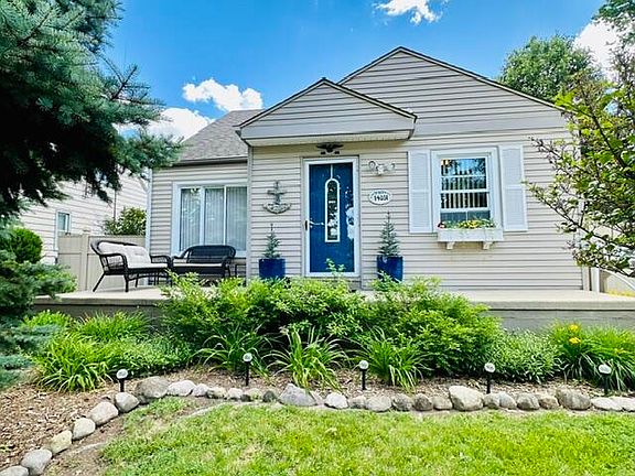 3rd image of 14031 Longtin St