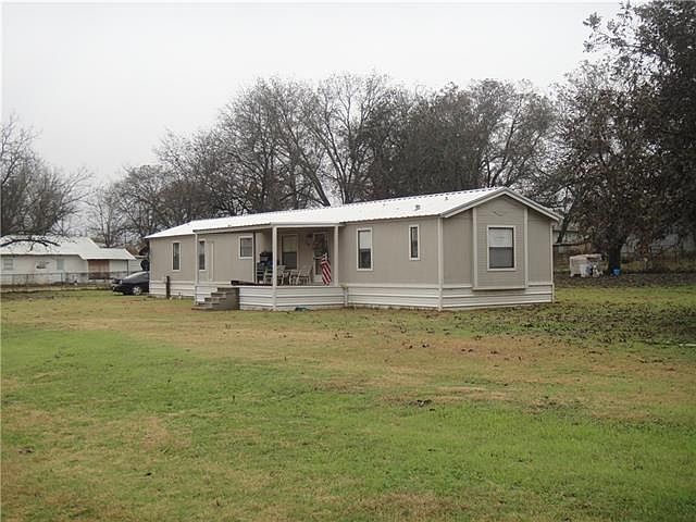 1st image of 608 4th St