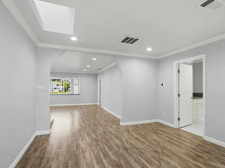 12610 Paseo Flores — Photo 24
