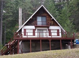 2106 Paddock Way, Mount Shasta, CA 96067