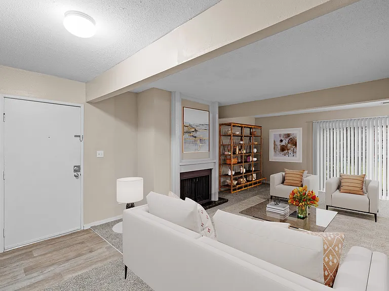 Preston Court Apartments and Townhomes — Photo 7