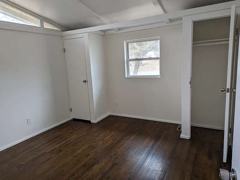 4430 N Olive St — Photo 4