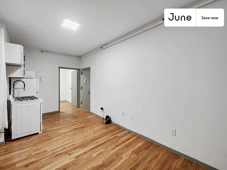 239 W 63rd St #1G — Photo 5