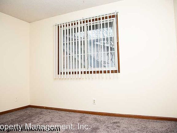 3rd image of 5330 Leighton Ave #4