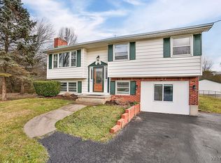 3729 Beebe Rd, Newfane, NY 14108