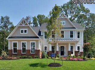 8158 Megan Meadow Dr, Hudson, OH 44236