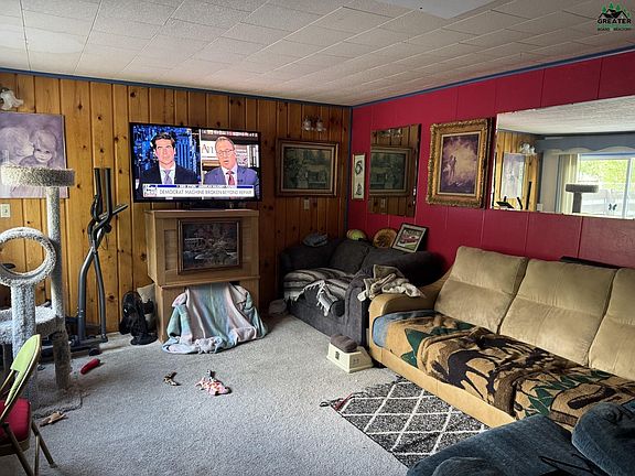 5th image of 208 Maryleigh Ave