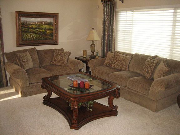 3rd image of 13976 Carrotwood Ct