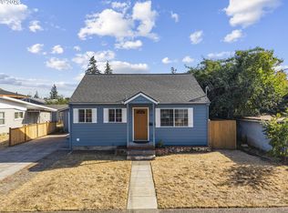 2430 Claude St SE, Salem, OR 97301