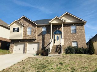 1475 Raven Rd, Clarksville, TN 37042
