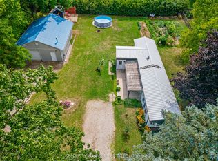 4403 Queens Ave, North Middlesex, ON N0M1A0