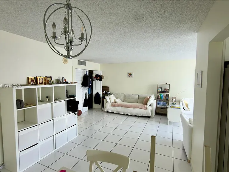 16909 N Bay Rd #907 — Photo 11