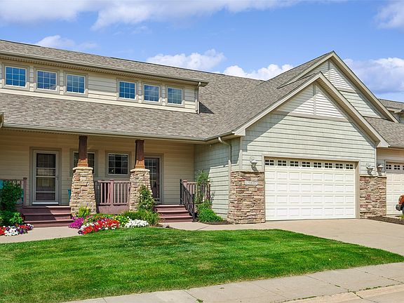 2nd image of 15607 Monroe Ct