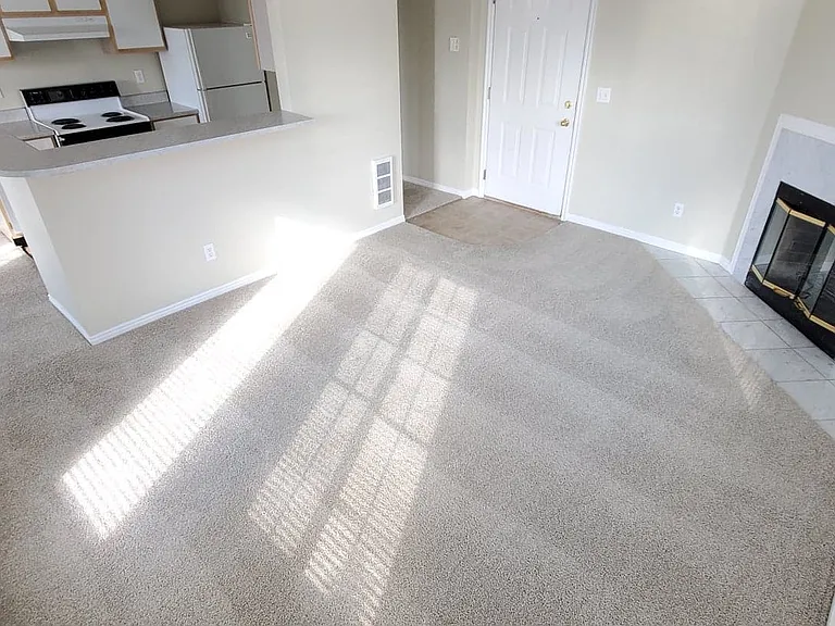 Parkwood Pointe Apartments — Photo 95