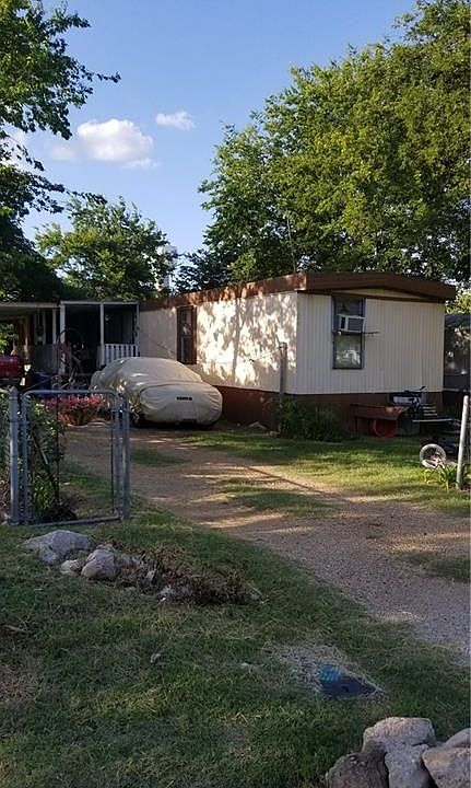 1st image of 137 Birch Ln