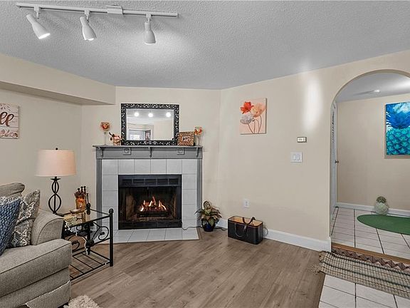 4th image of 91 Sanwood Dr #91
