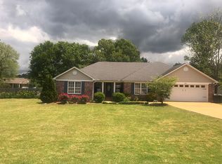 2012 Apple Tree Ln, New Albany, MS 38652