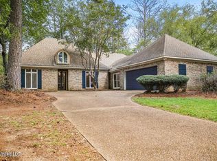 608 Arbour Ct, Ridgeland, MS 39157