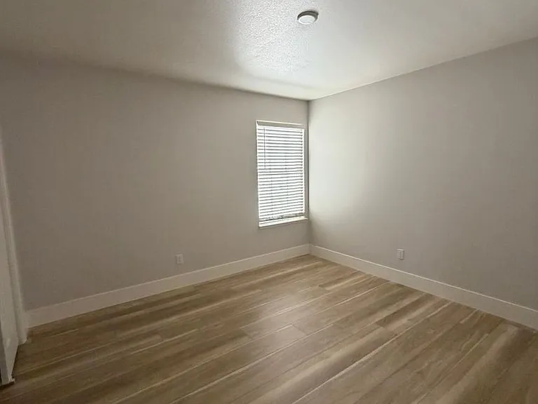 5004 Elm Grove Dr — Photo 25